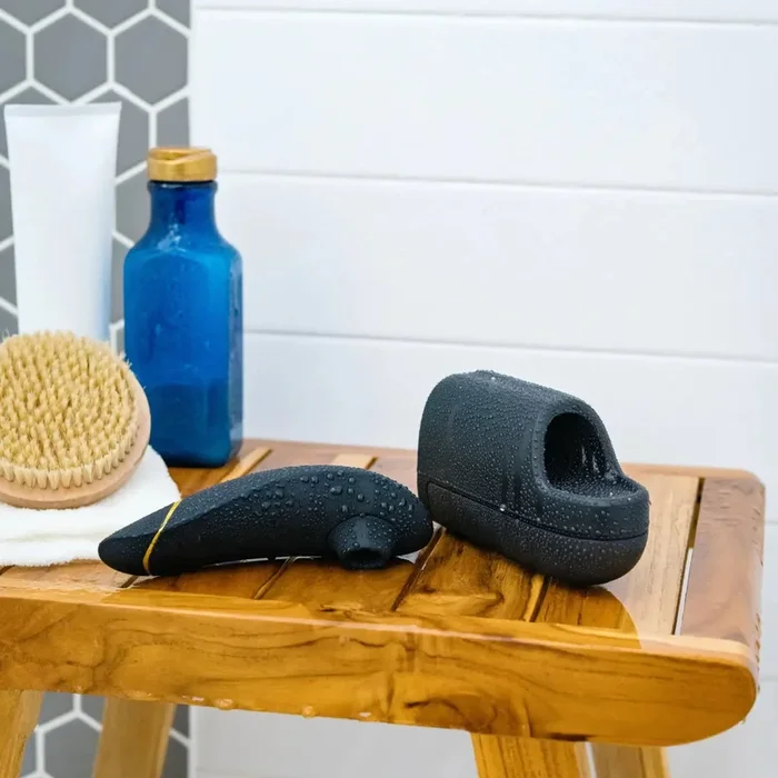 Arcwave x Womanizer Pleasure Pair – Ion Stroker & Premium 2 Clit Stimulator